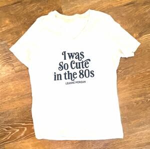 Leanne Morgan Men’s White V-Neck Graphic Tee “I Was So Cute in the 80s”